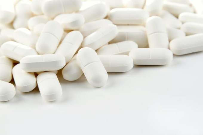 Paracetamol là loại thuốc phổ biến trong việc điều trị gai khớp gối