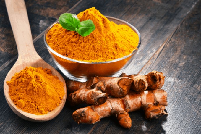 Sử Dụng Nghệ Là Phương Pháp Dân Gian Thường Được Dùng Để Chữa Trị Gai Khớp Gối