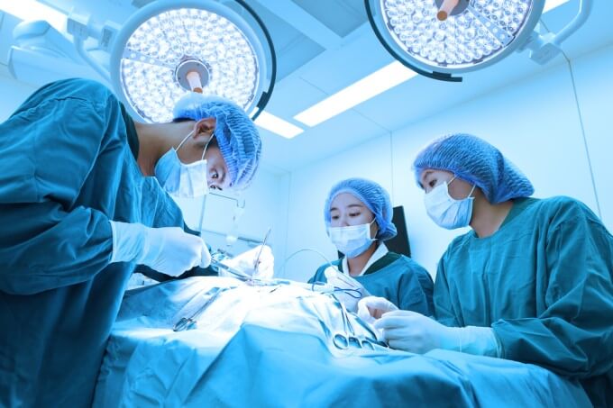 Nên Phẫu Thuật Càng Sớm Càng Tốt