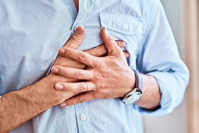 Người Bệnh Cảm Thấy Đau Ngực, Rối Loạn Nhịp Tim