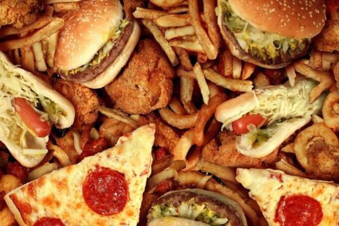 Hạn Chế Tối Đa Các Loại Thức Ăn Chứa Cholesterol