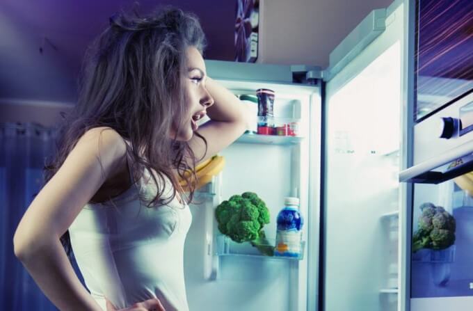 Ăn Trước Khi Ngủ Có Lợi Hay Gây Hại