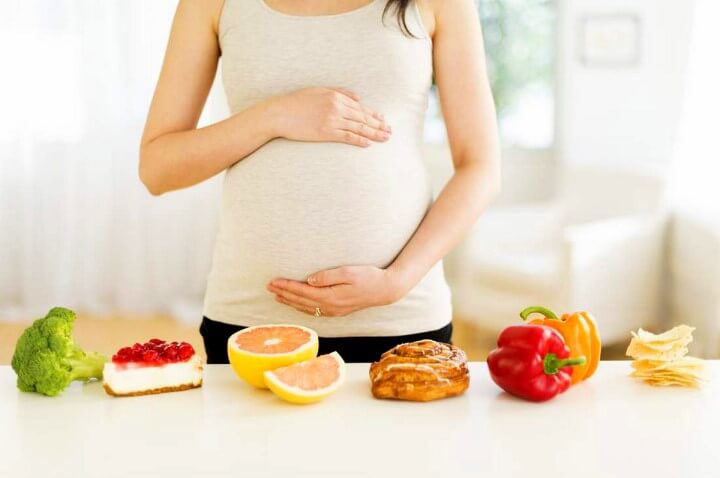 Suy dinh dưỡng bào thai là gì? Chế độ dinh dưỡng trong các giai đoạn của thai kỳ?