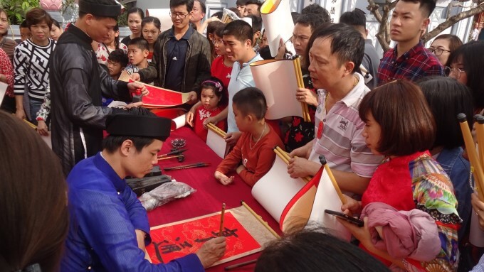 Xin Chữ Đầu Năm